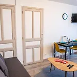 Le Roazhon Nest - Proche Du Centre Ville